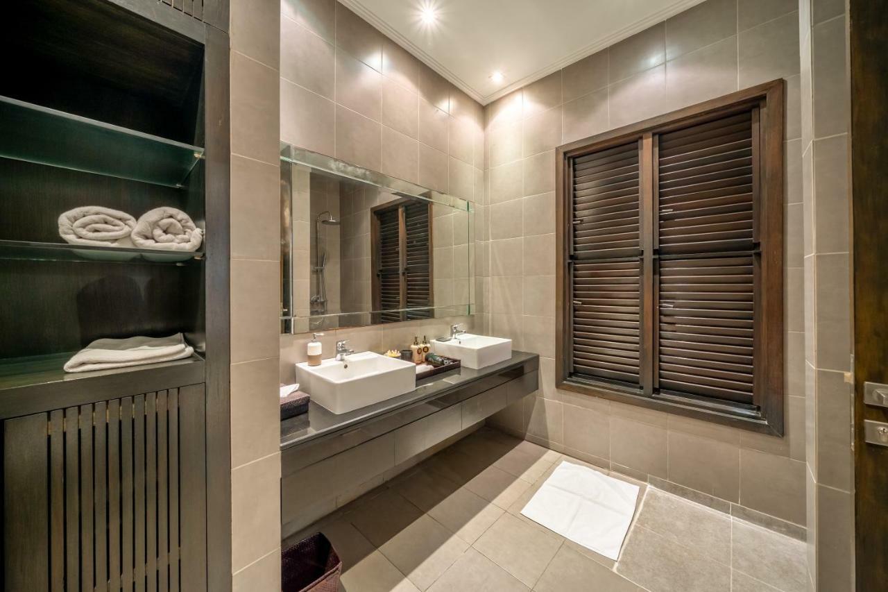 The Town House Villa Семиняк Екстериор снимка
